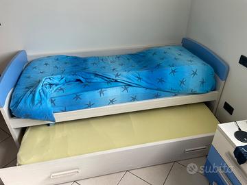 Letto singolo più letto estraibile