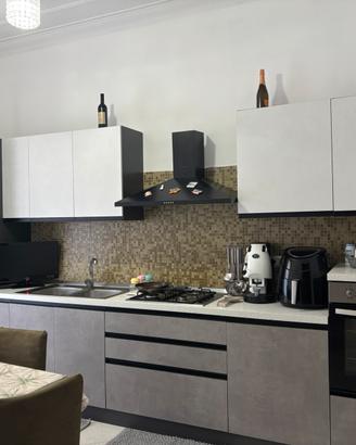 Intero arredamento ultima settimana ultimo prezzo