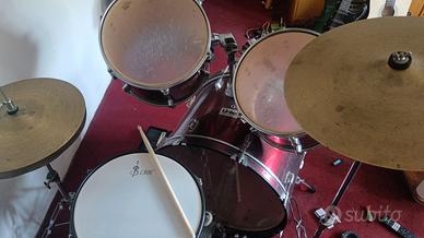 Batteria acustica 