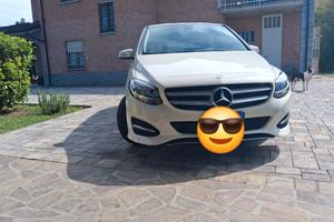 Mercedes classe B sport, leggere le descrizioni 