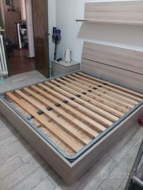 Letto matrimoniale con contenitore