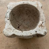 Mortaio antico in poetra