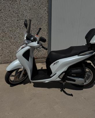 HONDA HONDA SH 125 1700km