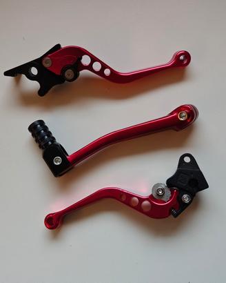 freno,frizione e pedalina per moto