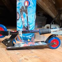 Monopattino Spiderman