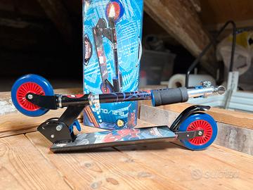 Monopattino Spiderman