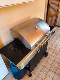 barbecue 5 fuochi + un fornello a gpl