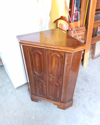 Mobiletto Angolare in Legno Vintage