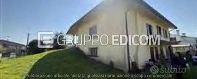 Immobile in asta di 333 m² con 4 locali e box auto