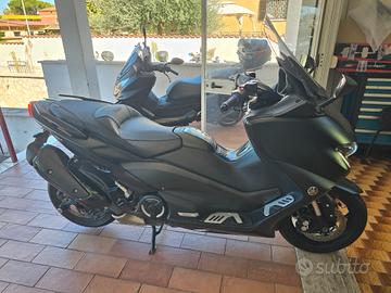Yamaha TMAX 560 IN PROMO A 7.890 € !!!