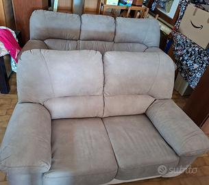COPPIA DI DIVANI (3 POSTI+2 POSTI) Alcantara