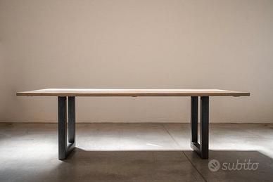 Tavolo da pranzo in abete