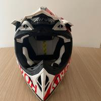 Casco Airoh Aviator e occhiali Airoh e Scott