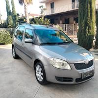 Skoda Roomster 1.2 12V 70CV Style