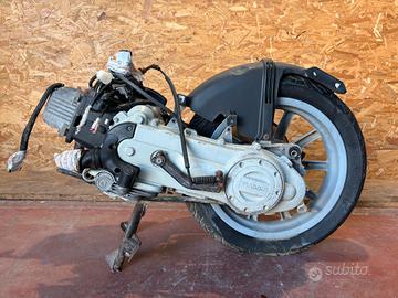 C424M - MOTORE PIAGGIO LIBERTY CC 50 - 4 T (2010)