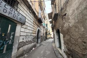 MONOLOCALE A CASTELLAMMARE DI STABIA