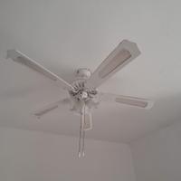 ventilatore con luci di soffitto 