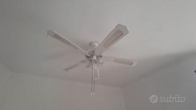 ventilatore con luci di soffitto 