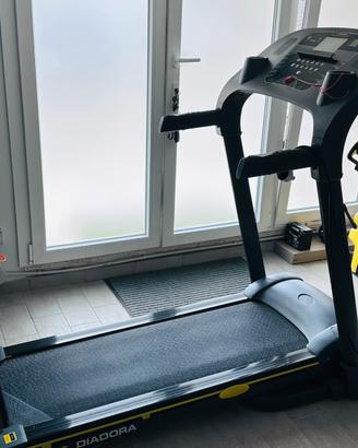 Tapis rouland Diadora