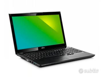 Pc portatilei5 fujitsu 15"ssd veloce 8gb ram win11