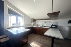 2 LOCALI A MONTECASTRILLI