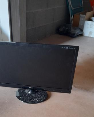 è  l ora della TV !