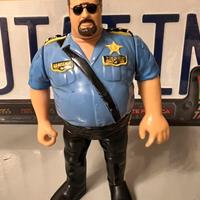 Big Boss Man wwf personaggio wrestling anni 90