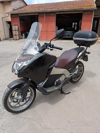 Honda Integra 700