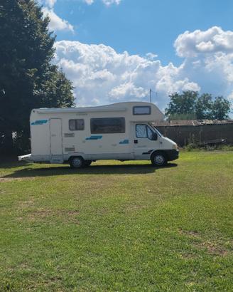 camper mansardato 7 posti su ducato 2.8