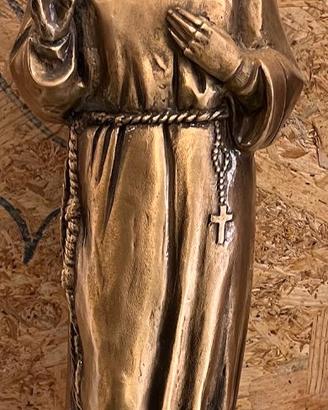 statua in bronzo