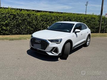 AUDI Q3 SPORTBACK S LINE 2.0 TDI 200 CV S TRONIC –