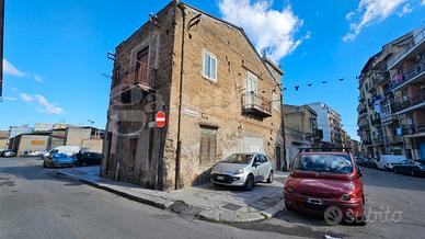 Pressi Noce palazzina indipendente con terrazzi