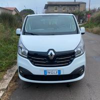 Renault Trafic 2018 passo lungo 1.6 bianco 9 posti