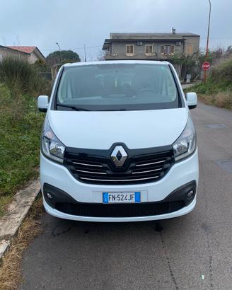 Renault Trafic 2018 passo lungo 1.6 bianco 9 posti