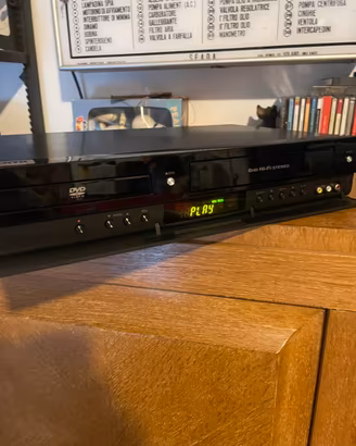 VIDEOREGISTRATORE COMBO DVD LG V390H LETTORE VHS