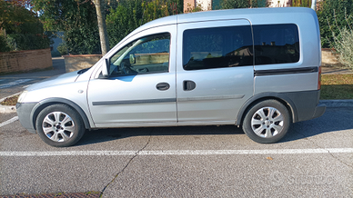 Opel combo 1600 a metano