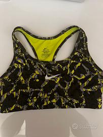 Top nike dri fit taglia s