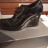 Scarpe nero giardini