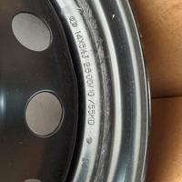 Cerchi acciaio 4 fori 14×5 1/2 J 2600 175/65 R14