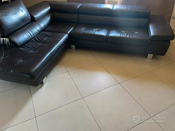 Divano angolo vera pelle testa di moro