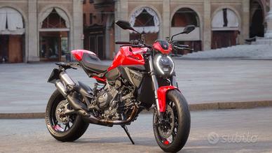 DUCATI MONSTER PLUS RED