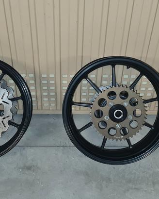 CERCHI OZ BRAKING PER YAMAHA R1 dal 2004 al 2014