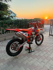 Ktm 4 tempi 250 exc-f six days edition anno 2024
