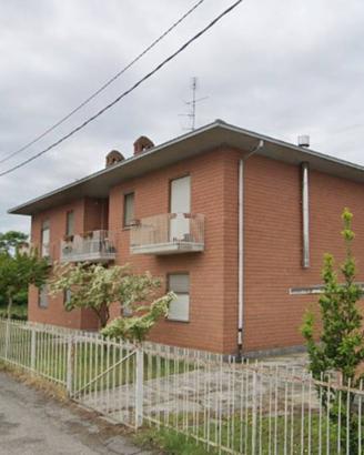 Immobile in asta di 62 m² con box auto a Tromello