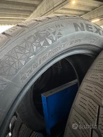 Gomme invernali Nexen 225/5R17
