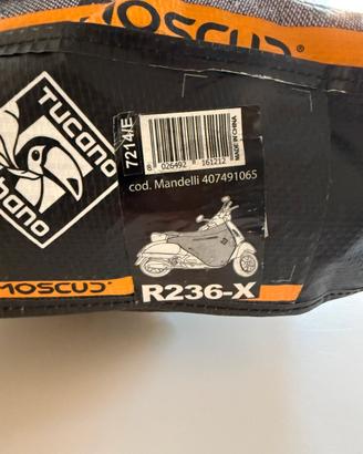 Termoscud coperta Tucano Vespa GTS300