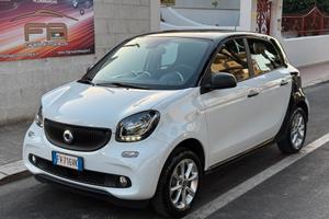Smart ForFour 70 1.0 Passion *LED - 2019