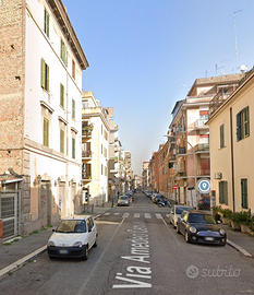 TOR PIGNATTARA CAMERA AD USO CONDIVISO