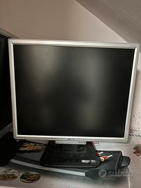 Monitor Acer 19’’ polici