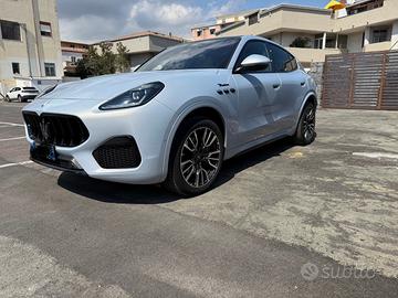 Maserati Grecale Modena 330 Cv